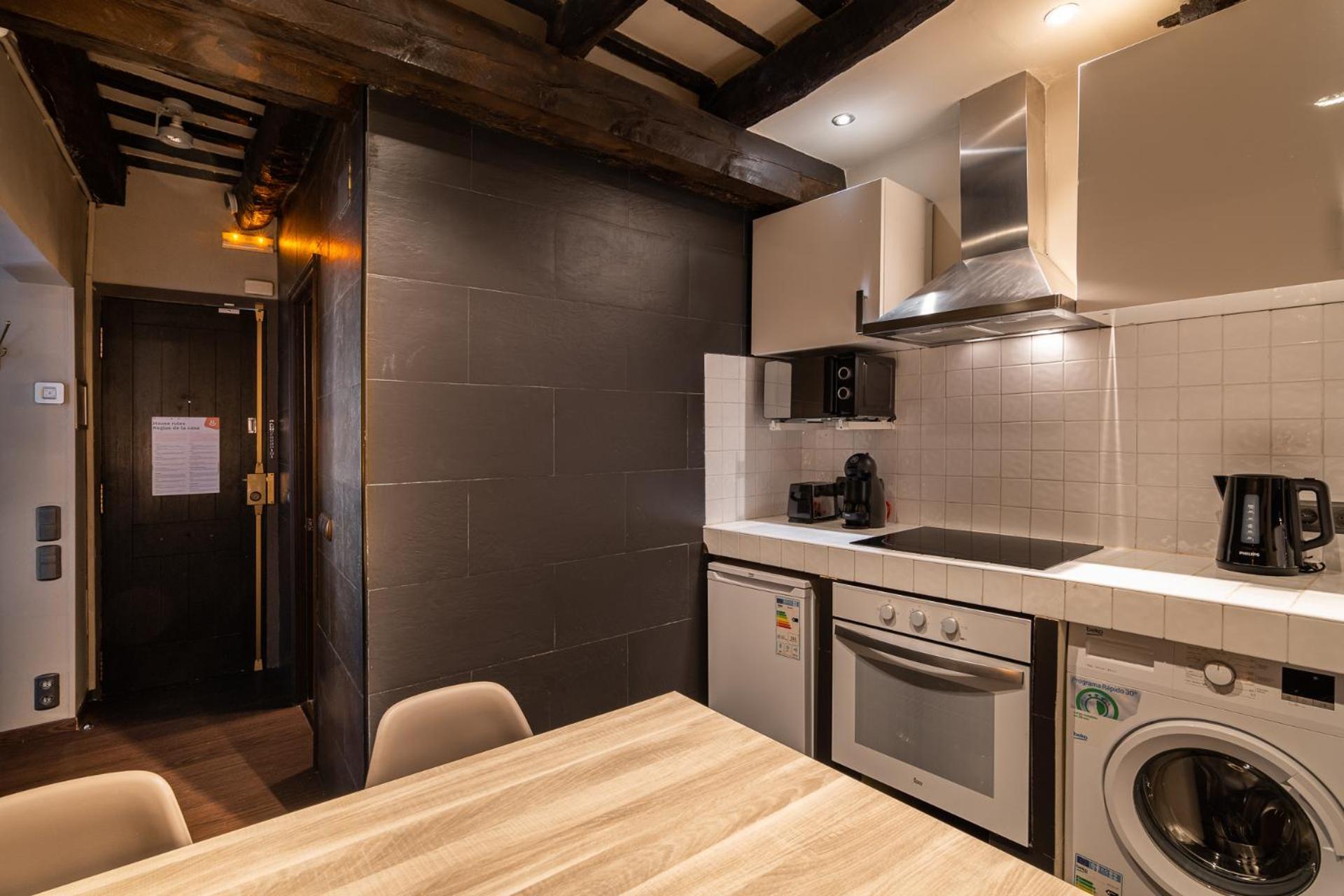 Stay U-Nique Apartments Pou Барселона Экстерьер фото